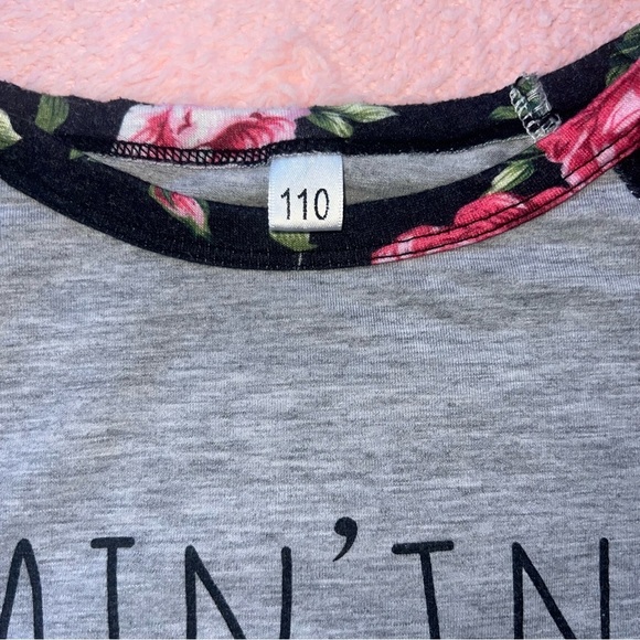 Gray Girls Size 110 4/5 Ain’t No Mama Like The One I Got Long Play Sleeve Shirt - Picture 2 of 7